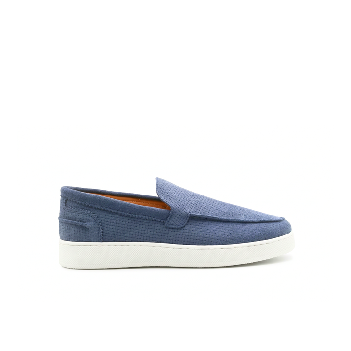 Měkké semišové slip-on boty pro muže.