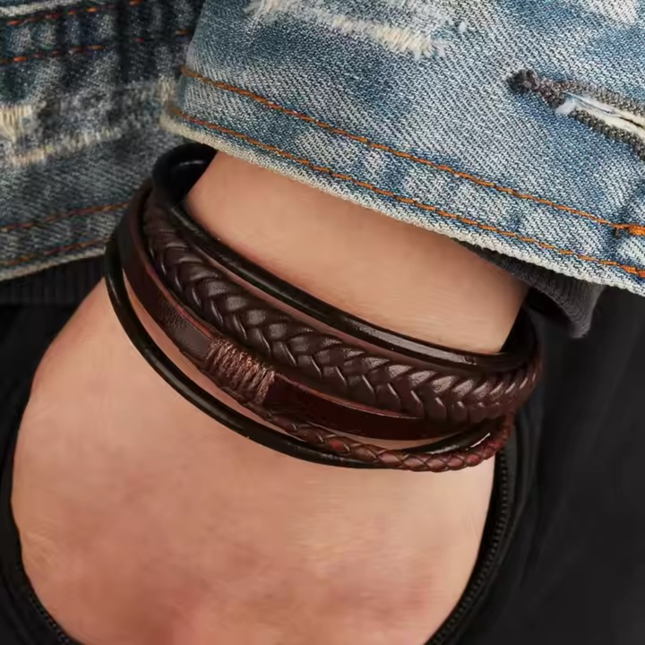 Rustikální pletený kožený náramek pro muže