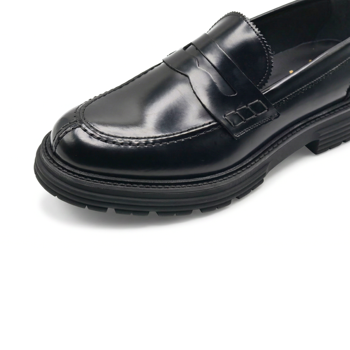 Moccasiny Morris pro muže s páskem z pravé kůže