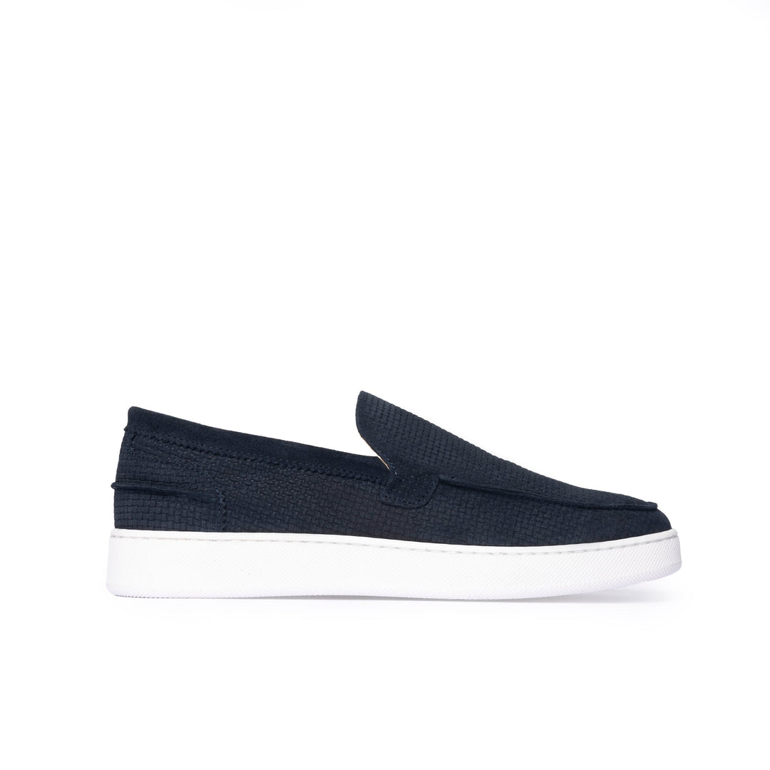 Měkké semišové slip-on boty pro muže.