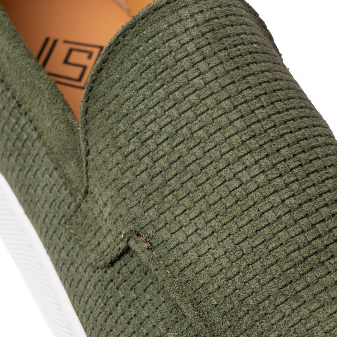Měkké semišové slip-on boty pro muže.