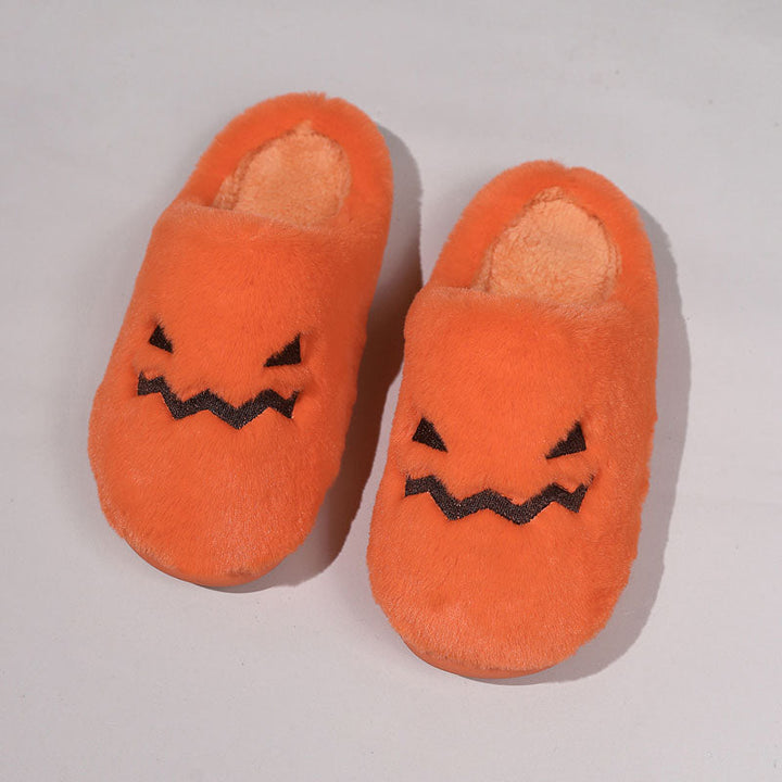 Dětské plyšové pantofle s motivem dýně na Halloween