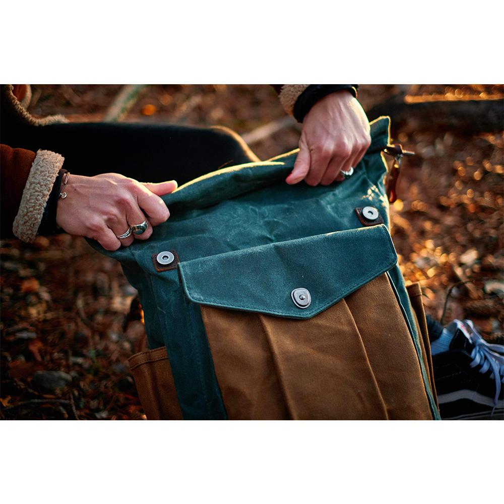 Voskovačná plátěná rolltop batoh | MARSEILLE